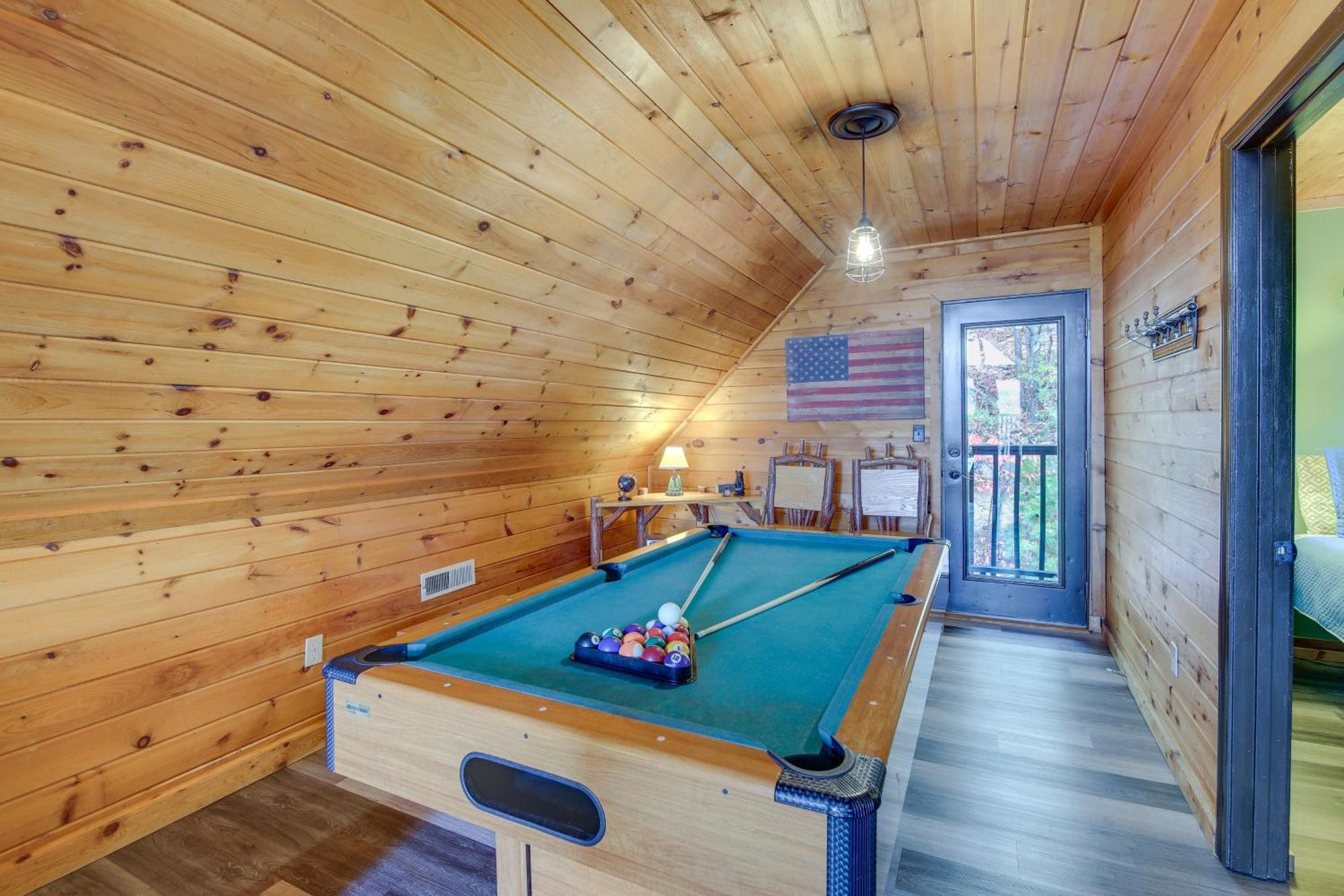 Above And Beyond Pigeon Forge Cabin With Prime Views! Extérieur photo