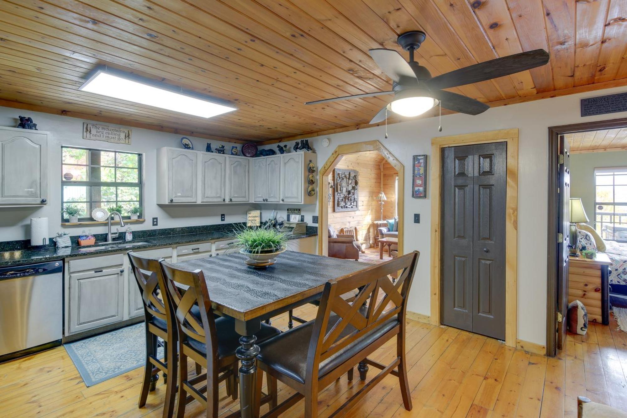 Above And Beyond Pigeon Forge Cabin With Prime Views! Extérieur photo