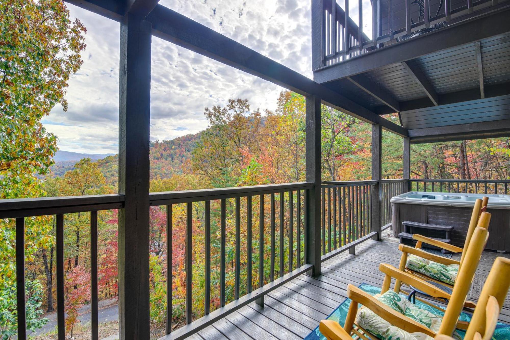 Above And Beyond Pigeon Forge Cabin With Prime Views! Extérieur photo
